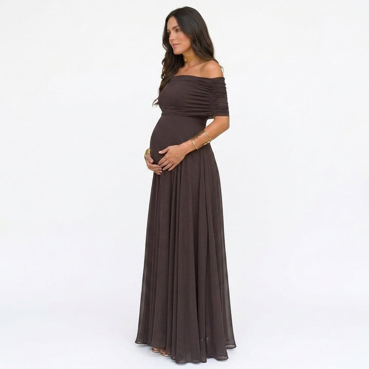 Axelbar blommig maxiklänning för gravida till babyshower och fotograferingar