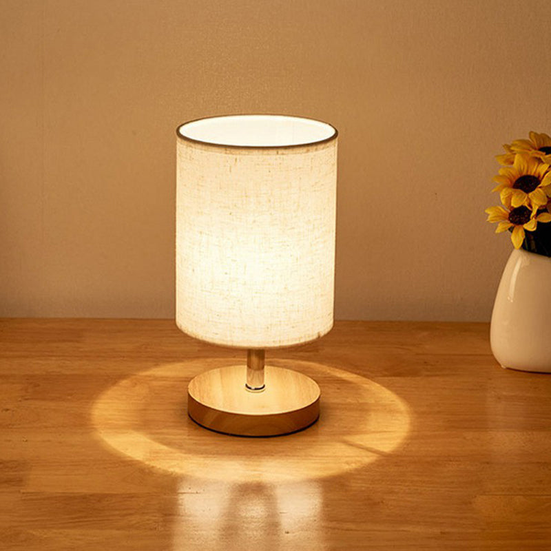 Stilfull minimalistisk bordslampa – LinenWood