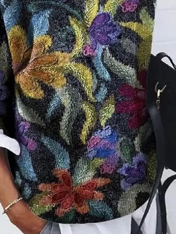 Blommig tröja dam – stickad pullover med mönster