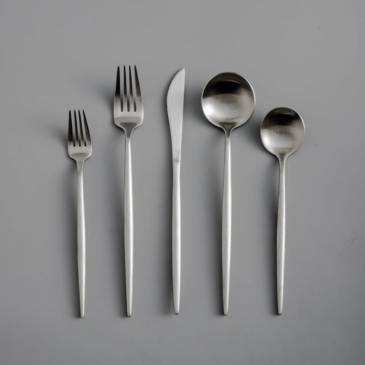 Minimalistiskt bestick för moderna bord - PureSet