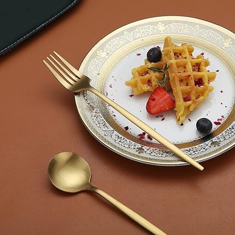 Minimalistiskt bestick för moderna bord - PureSet