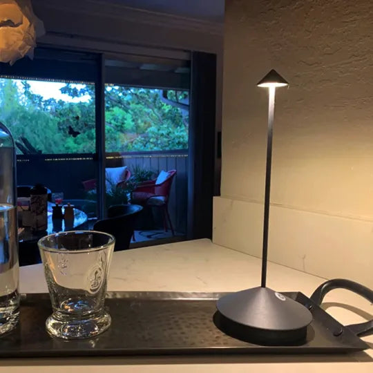 Trådlös LED-bordslampa - ModernLumin