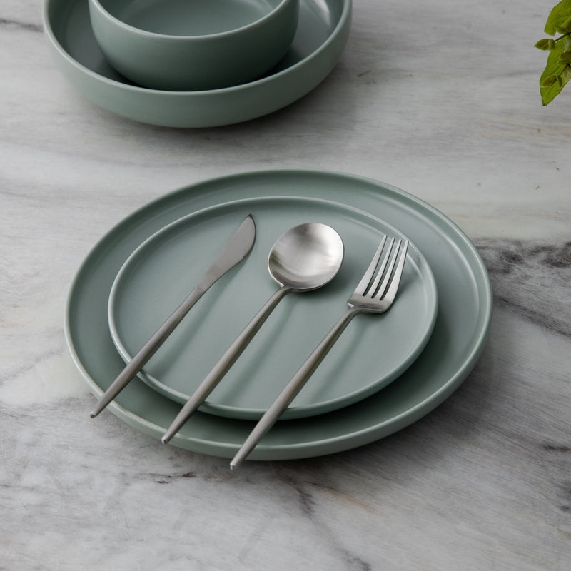 Minimalistiskt bestick för moderna bord - PureSet
