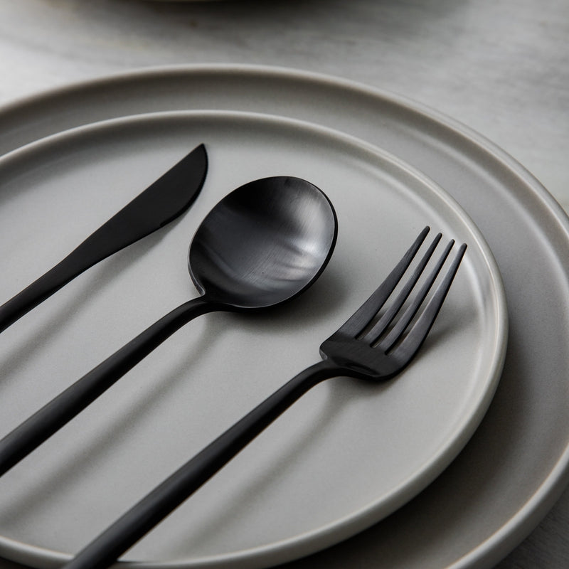 Minimalistiskt bestick för moderna bord - PureSet