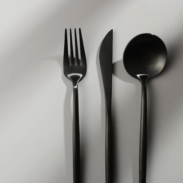 Minimalistiskt bestick för moderna bord - PureSet