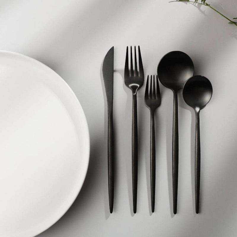 Minimalistiskt bestick för moderna bord - PureSet