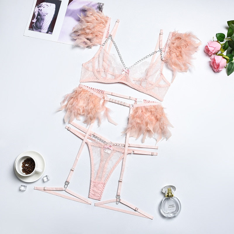 Mirella 3-delat underklädesset | Ett sexigt set med unika detaljer