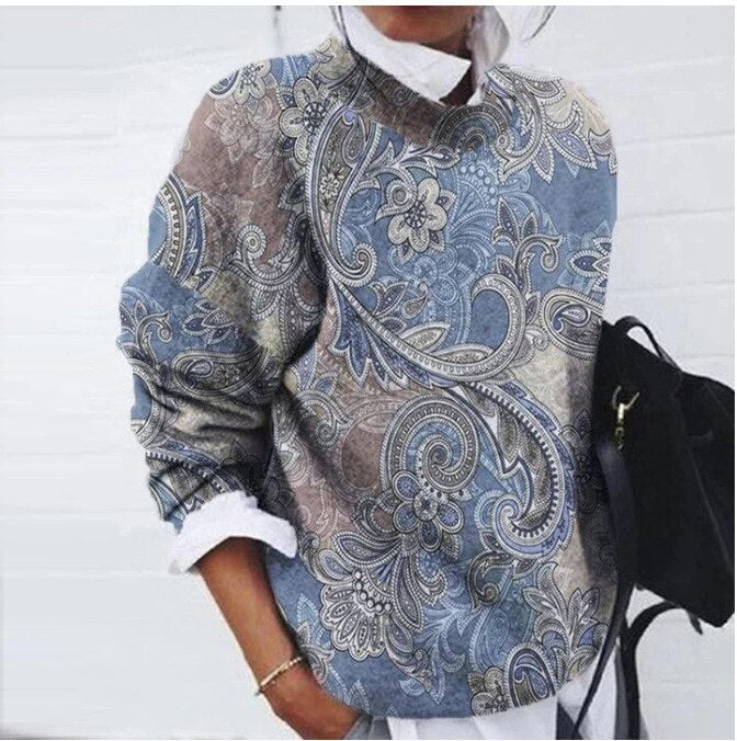 Blommig tröja dam – stickad pullover med mönster