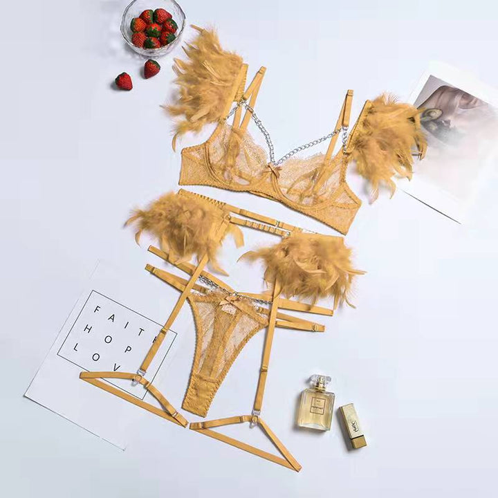 Mirella 3-delat underklädesset | Ett sexigt set med unika detaljer