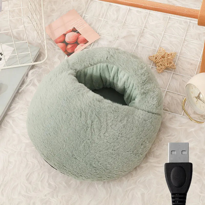 USB-fotvärmare av mjuk fleece som snabbt blir varm