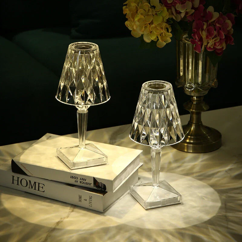 Chic bordslampa i kristalldesign – CrystalLuxe