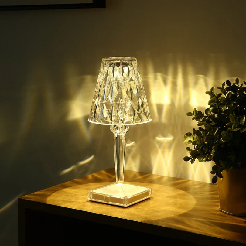Chic bordslampa i kristalldesign – CrystalLuxe