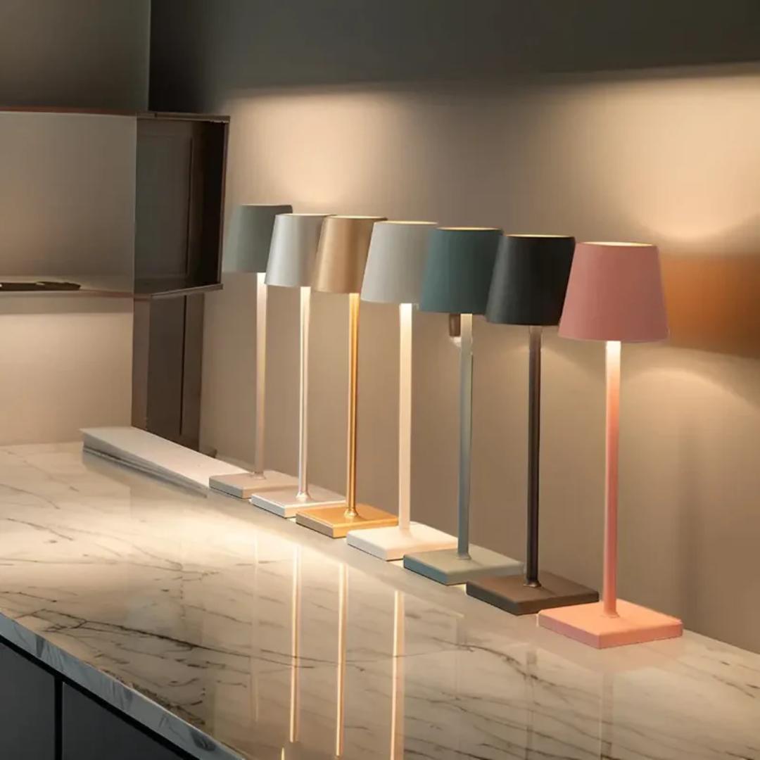 Multifunktionell sladdlös laddningsbar bordslampa - NordicAura