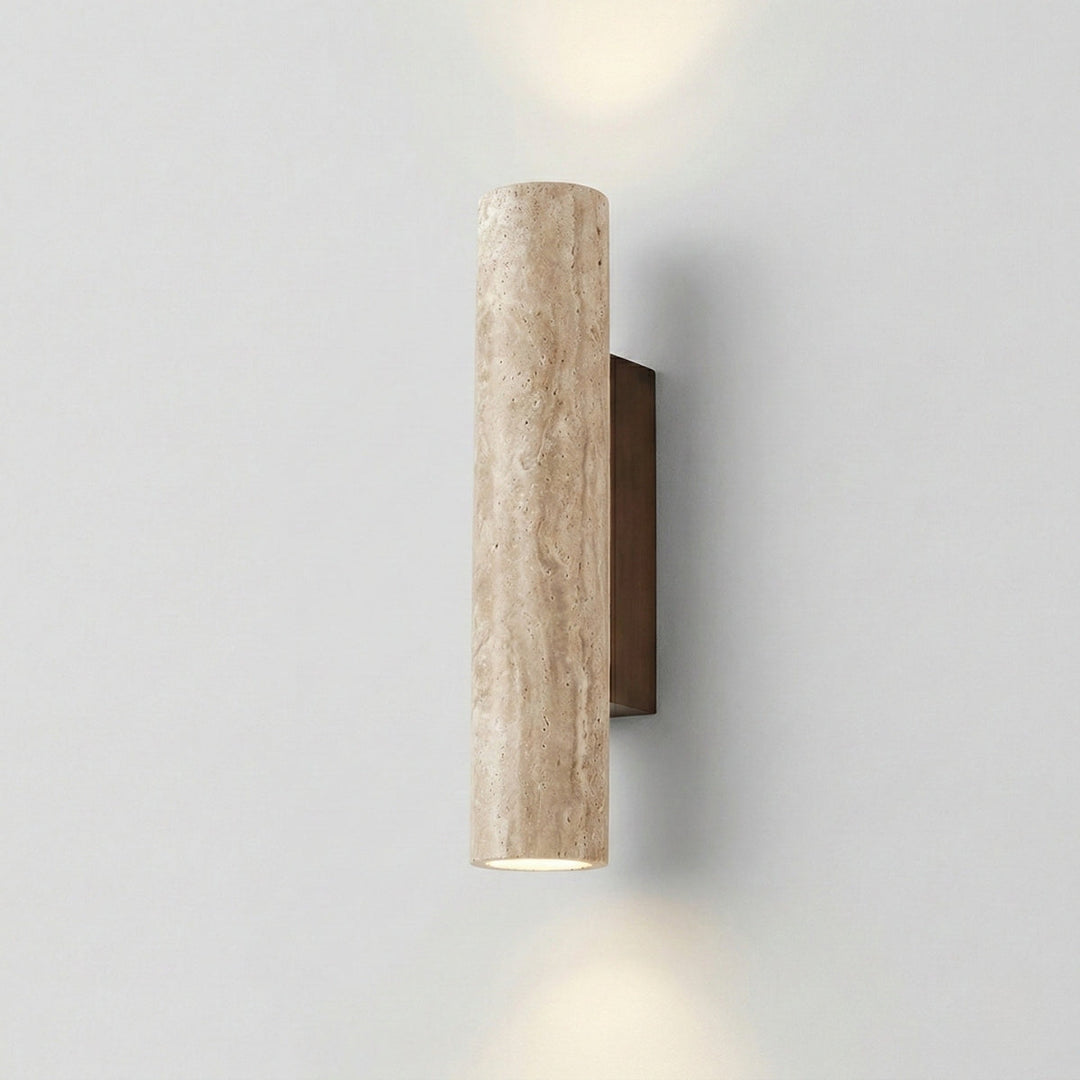 Vägglampa i travertin, vertikal cylinder – Beige natursten