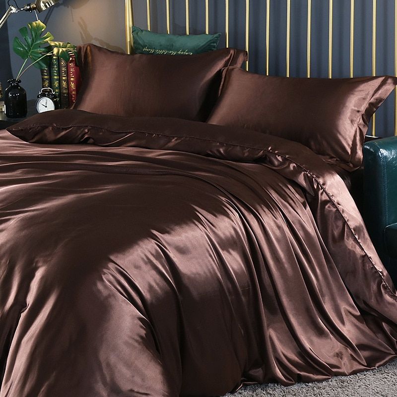 Lyxigt sängkläder i silke/satin (4 delar) - SilkSleep