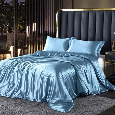 Lyxigt sängkläder i silke/satin (4 delar) - SilkSleep