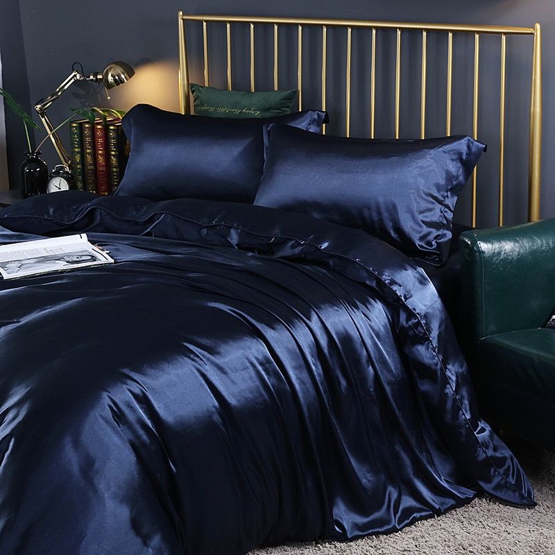 Lyxigt sängkläder i silke/satin (4 delar) - SilkSleep