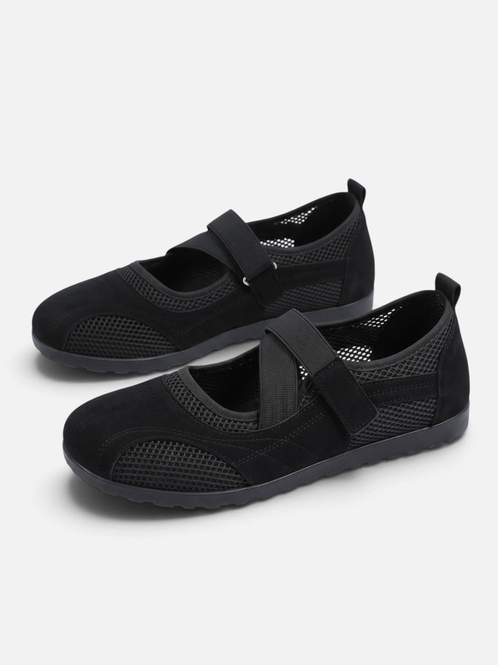 Sneakerina-ballerinaskor i mesh med korsade remmar för dam